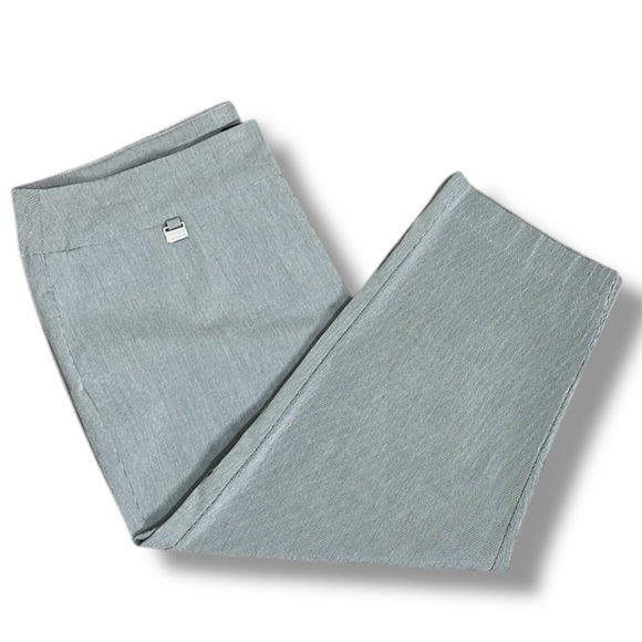 Tahari T Striped Capri Pants Gray and White Women's Plus Size 2X Straight Leg - Picture 1 of 12